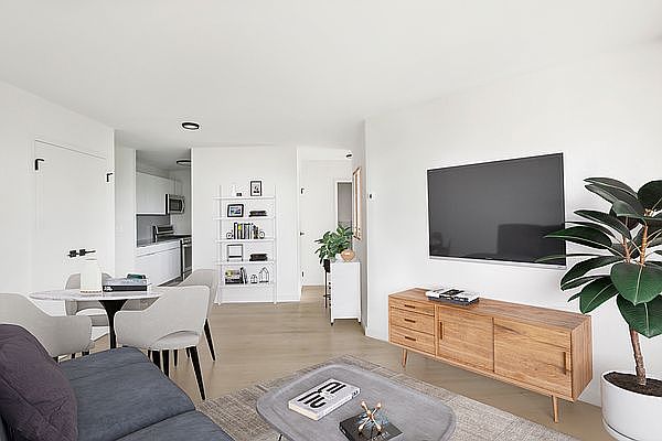 1st image of 1309 5th Ave APT 22H