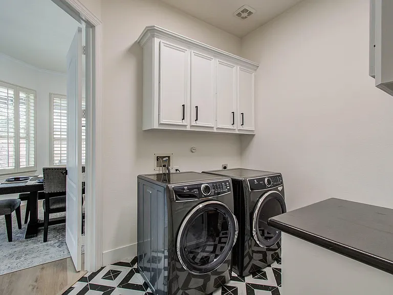 18807 Oriole Point Ct — Photo 23