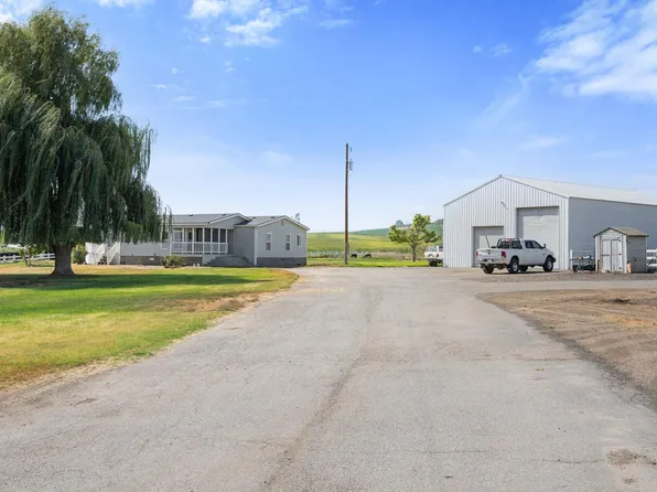 3034 Fir Rd, Eltopia, WA 99330