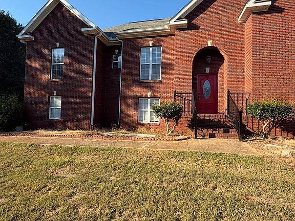 4th image of 117 Stonegate Cir