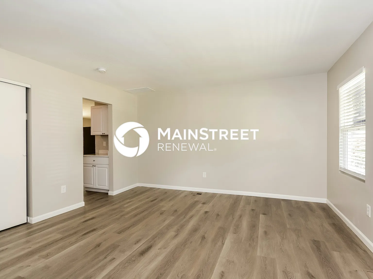 5552 Ehrling Rd — Photo 2