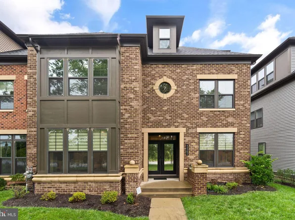 43362 Dewey Sq, Ashburn, VA 20148