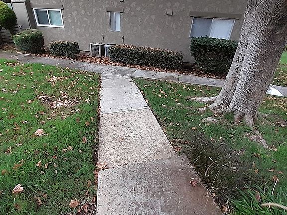 2nd image of 1556 Border Ave Unit A