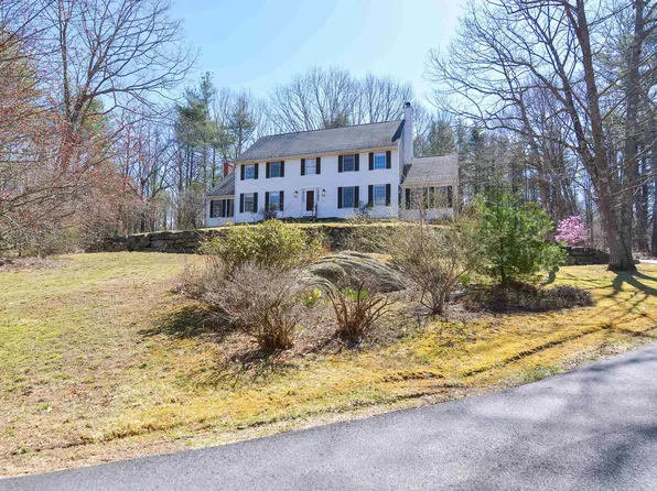 6 Deer Meadow Road, Durham, NH 03824