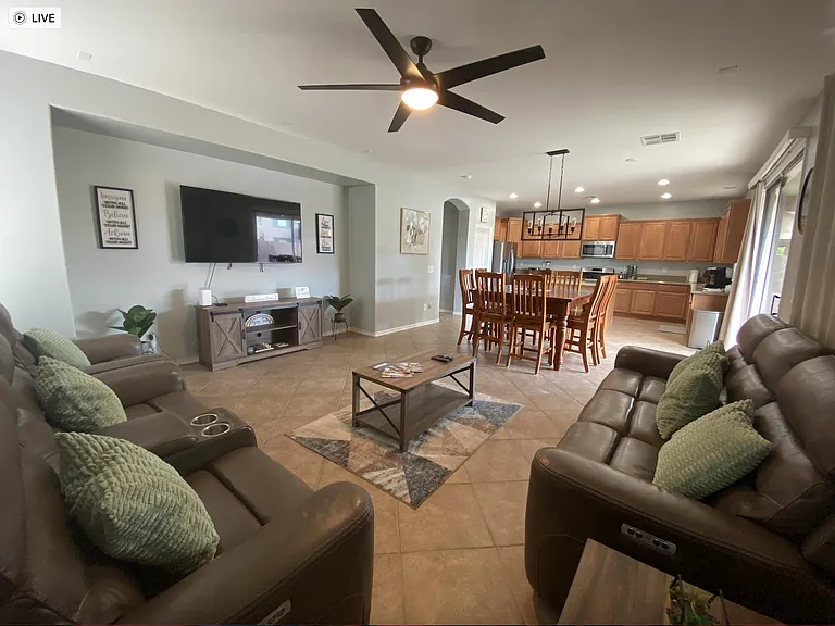 193 E Bahamas Dr — Photo 19