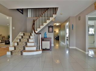901 Hoover Dr, North Brunswick, NJ 08902