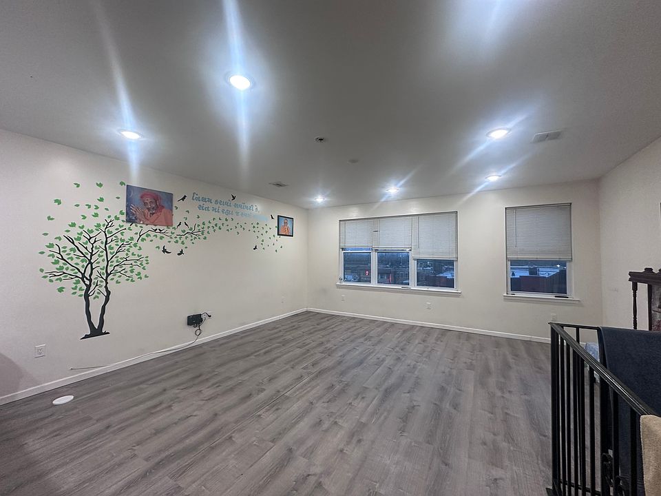 1st image of 14 Western Ave #1