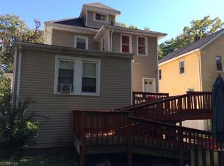 21 Stecher St, Newark, NJ 07112