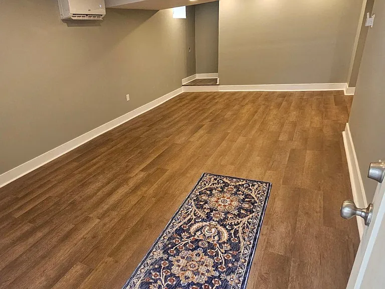 645 Roberts Ave — Photo 19