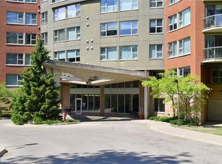 77 Governors Rd #505, Hamilton, ON L9H 7N8