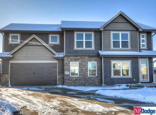 2013 Gindy Cir, Cir, NE 68147