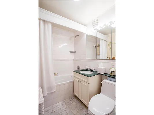 Sold by Douglas Elliman | media 15