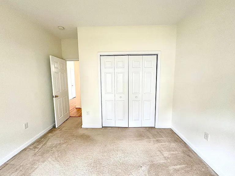 1118 Alcorn Ter — Photo 12