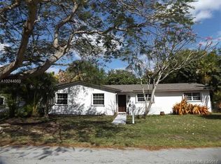 9815 SW 142nd Dr, Miami, FL 33176