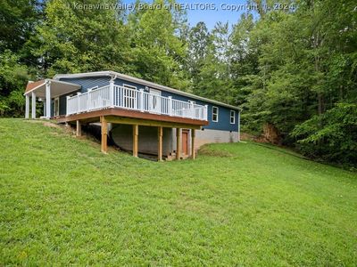 1142 Midway Rd, Alum Creek, WV, 25003