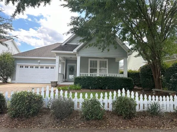 604 Orchard Cir, Dothan, AL 36305