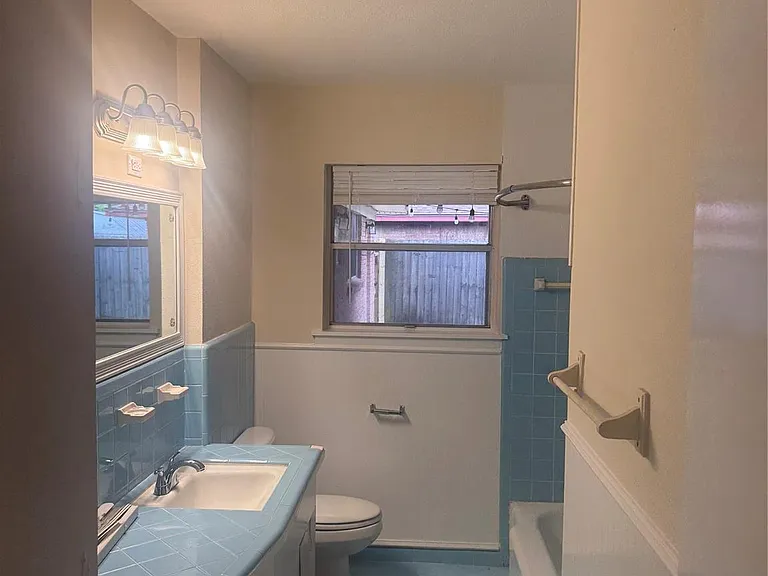 7623 Wilmerdean St — Photo 23