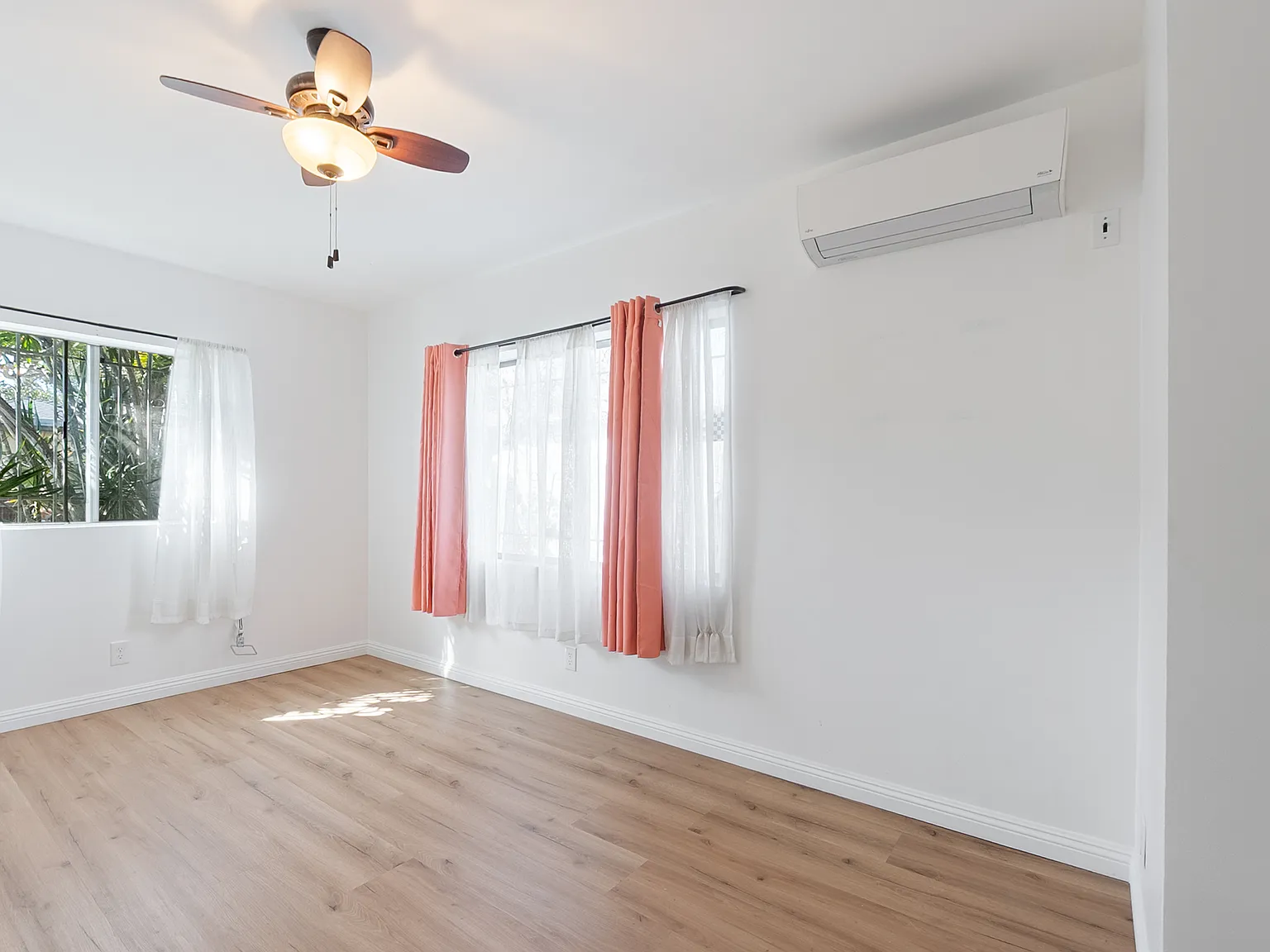 3 bed, 1672 sqft, $1,850 — Photo 1