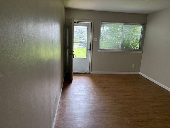 2nd image of 671 Southwell Ln