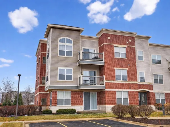 5198 Sassafras Dr Unit 202, Fitchburg, WI 53711