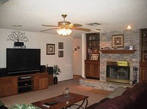 2nd image of 3607 Alderwood Manor Dr