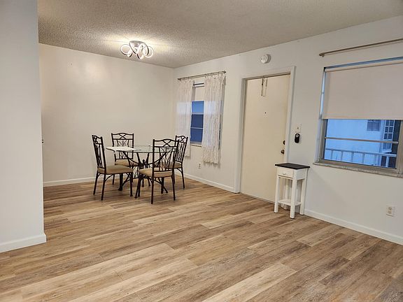 5th image of 1225 NW 21st St APT 3312