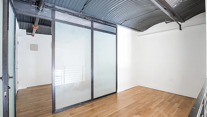 Rented by Nooklyn NYC LLC | media 27