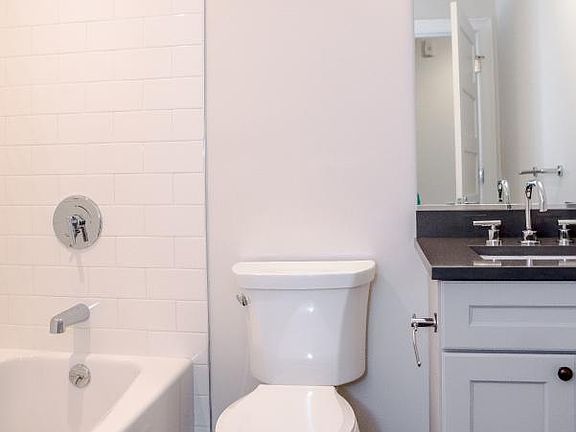 4th image of 11 Newcomb St APT 9