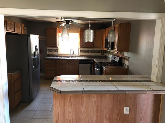 2nd image of 3307 Winchester Dr