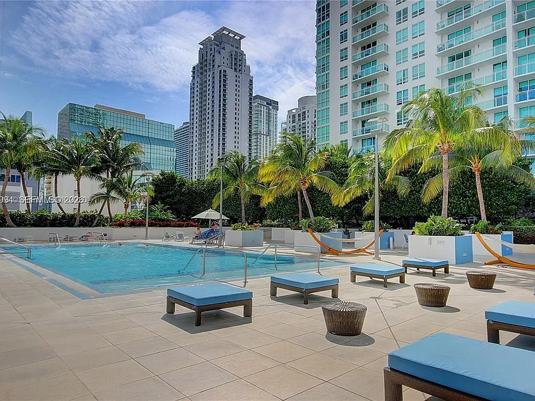 950 Brickell Bay Dr #1911 — Photo 30