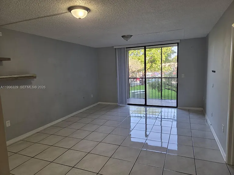 8015 SW 107th Ave #221 — Photo 3