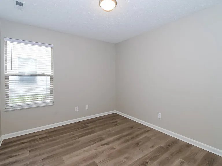6101 Patoka Lake Dr — Photo 12
