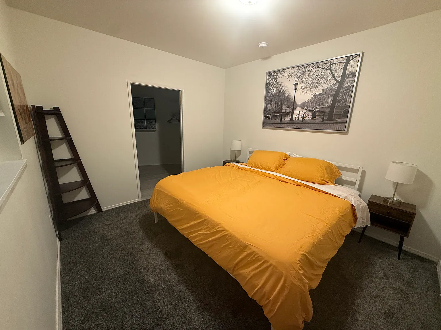 1 bed, 800 sqft, $2,000 — Photo 4