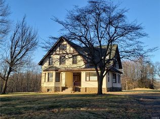 8 Station Rd, Pomona, NY 10970
