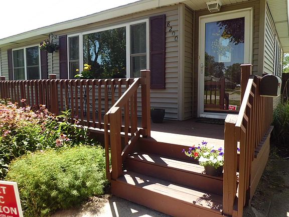 4th image of 8200 Gordon Dr