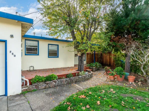 750 Plaza Amapola, Novato, CA 94947