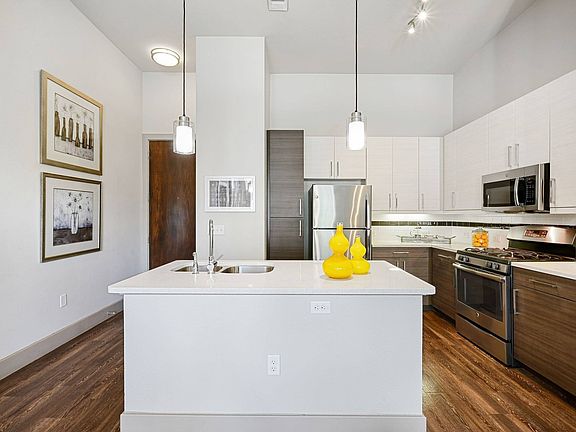 Vargos 1 Bedroom Model