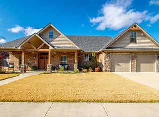 2127 Avondale Dr, Benton, AR 72019