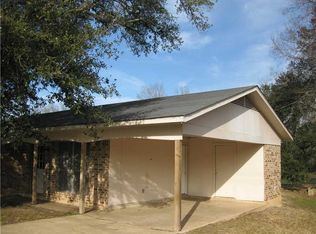263 Mill St, Campti, LA 71411