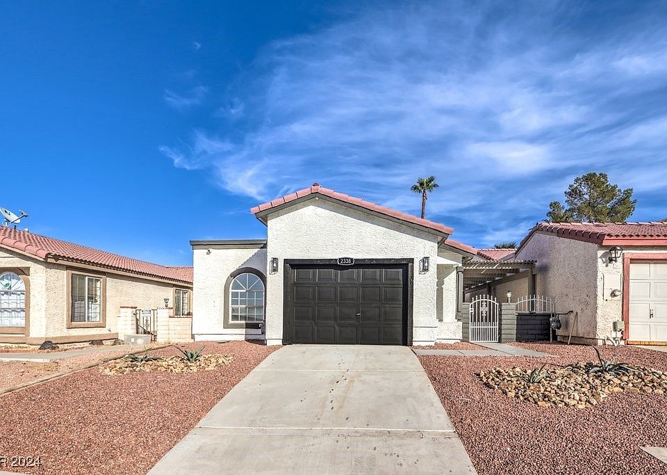 1st image of 2338 Sierra Sunrise St