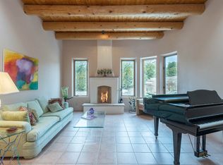 1856 Cerros Colorados, Santa Fe, NM 87501