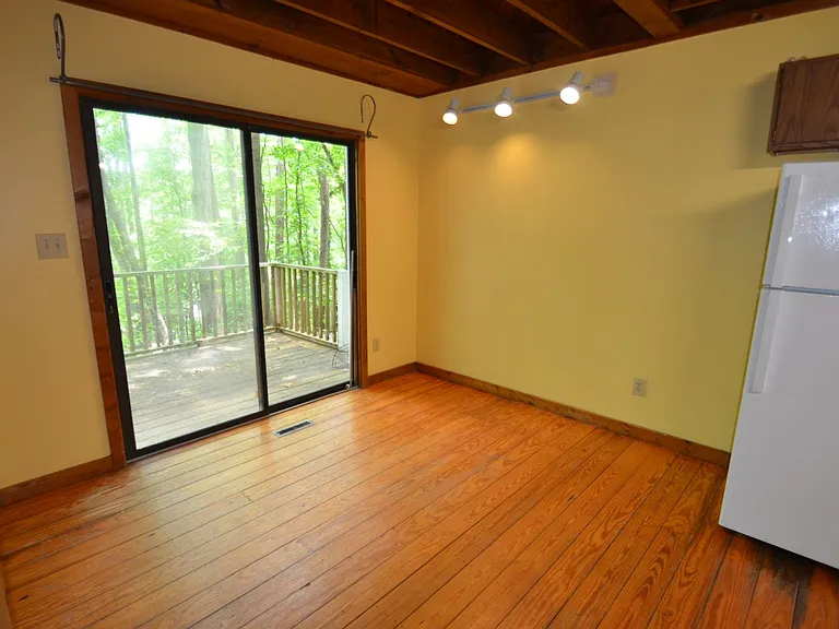96 Woodside Trl — Photo 6