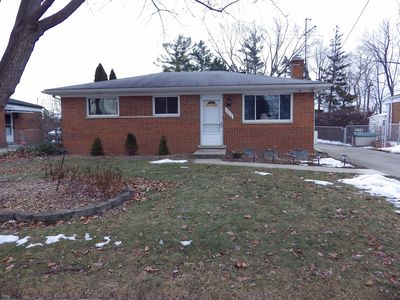 25828 Pineview Ave, Warren, MI, 48091