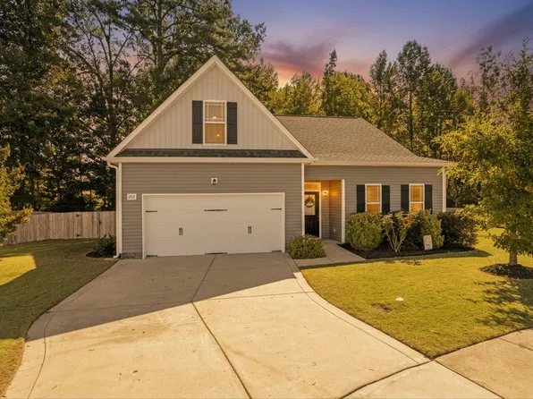 295 Fairview St, Clayton, NC 27520