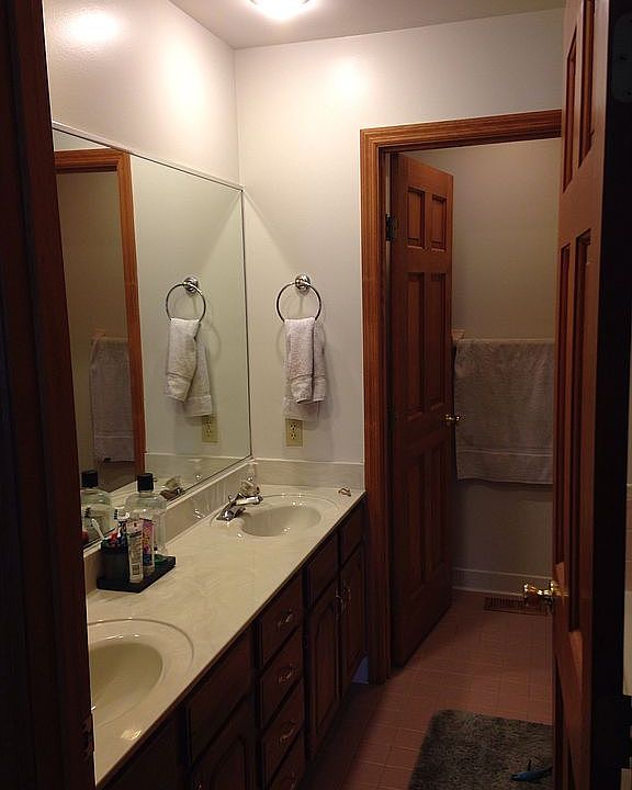 Master bathroom 