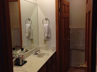 3382 Hammersmith Ln, Cincinnati, OH 45248