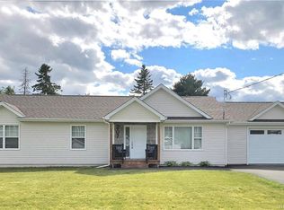 207 Carroll St, Miramichi, NB E1V6R1