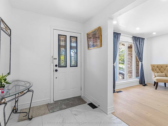 3rd image of 220 Torresdale Ave
