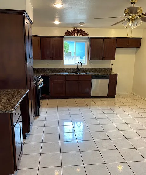 824 N Delancey Ave — Photo 4