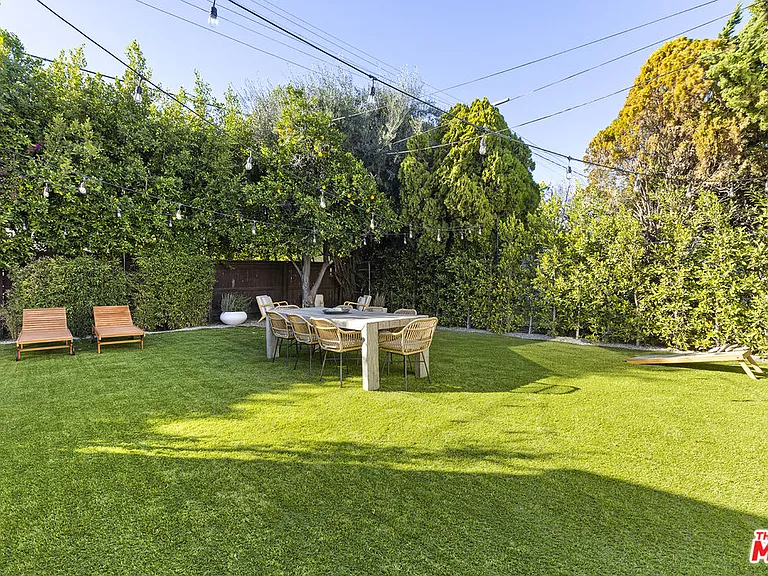 409 N Kilkea Dr — Photo 27